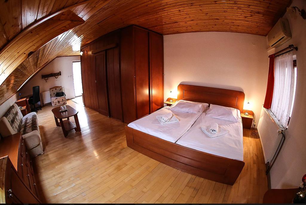 Hotel St.Florian Štúrovo Extérieur photo