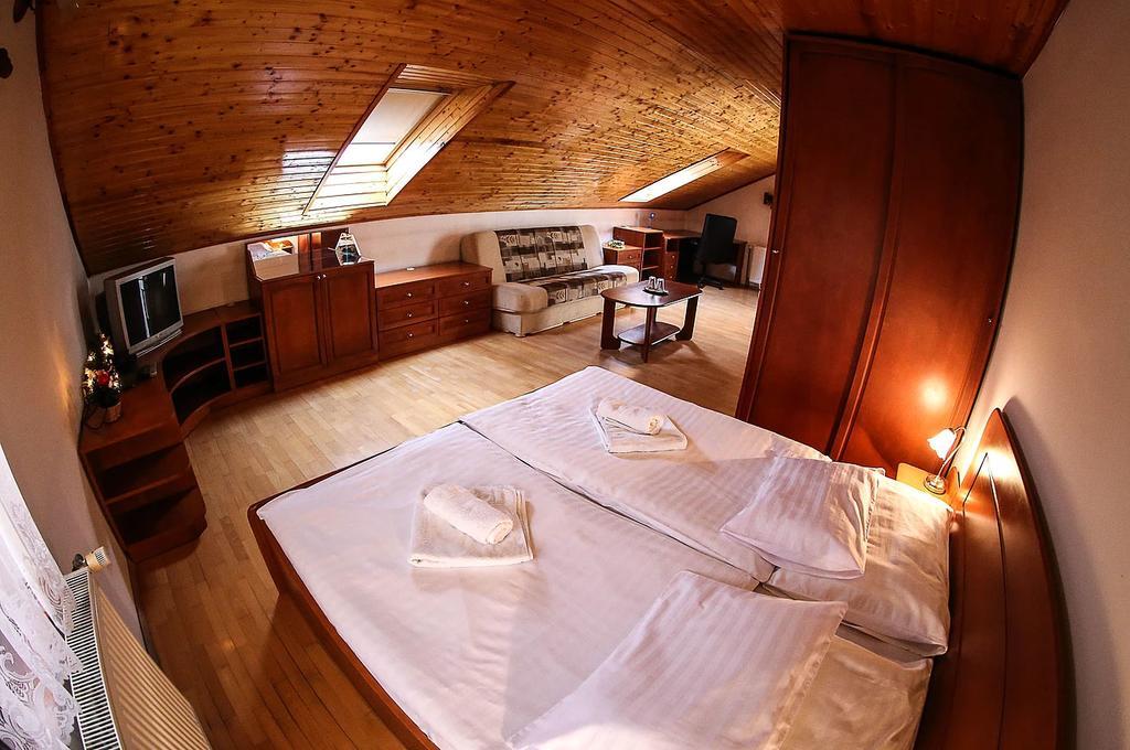 Hotel St.Florian Štúrovo Extérieur photo