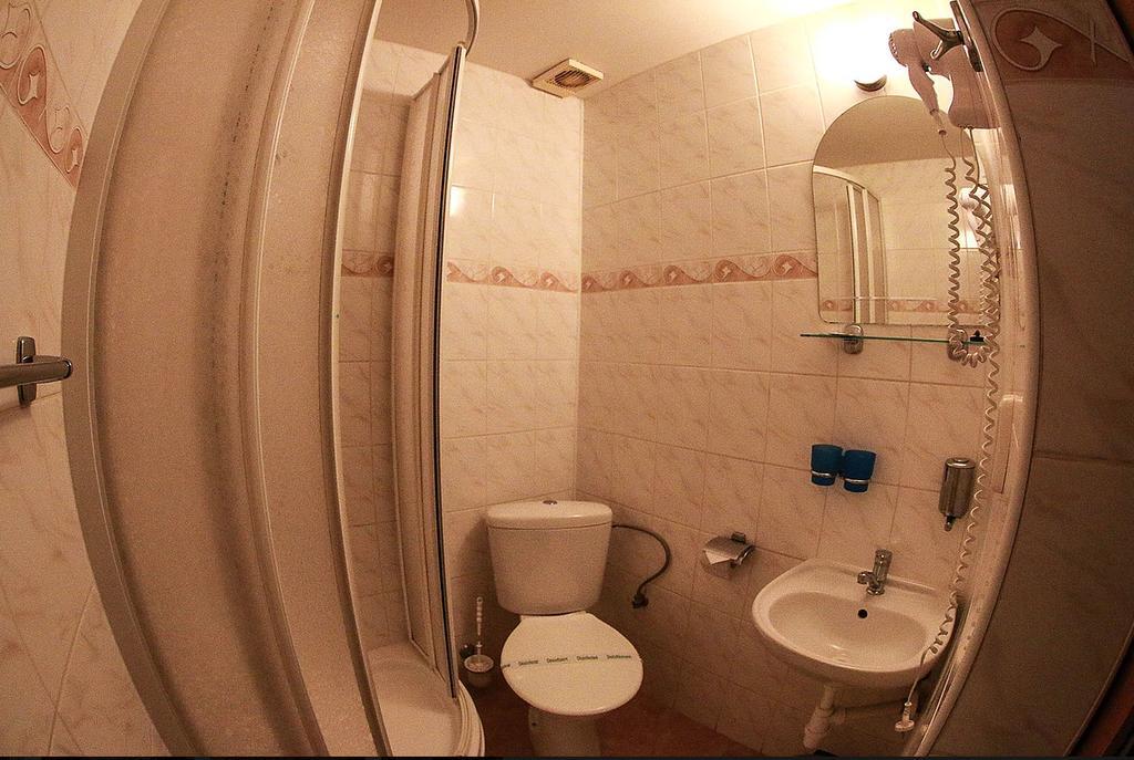 Hotel St.Florian Štúrovo Extérieur photo